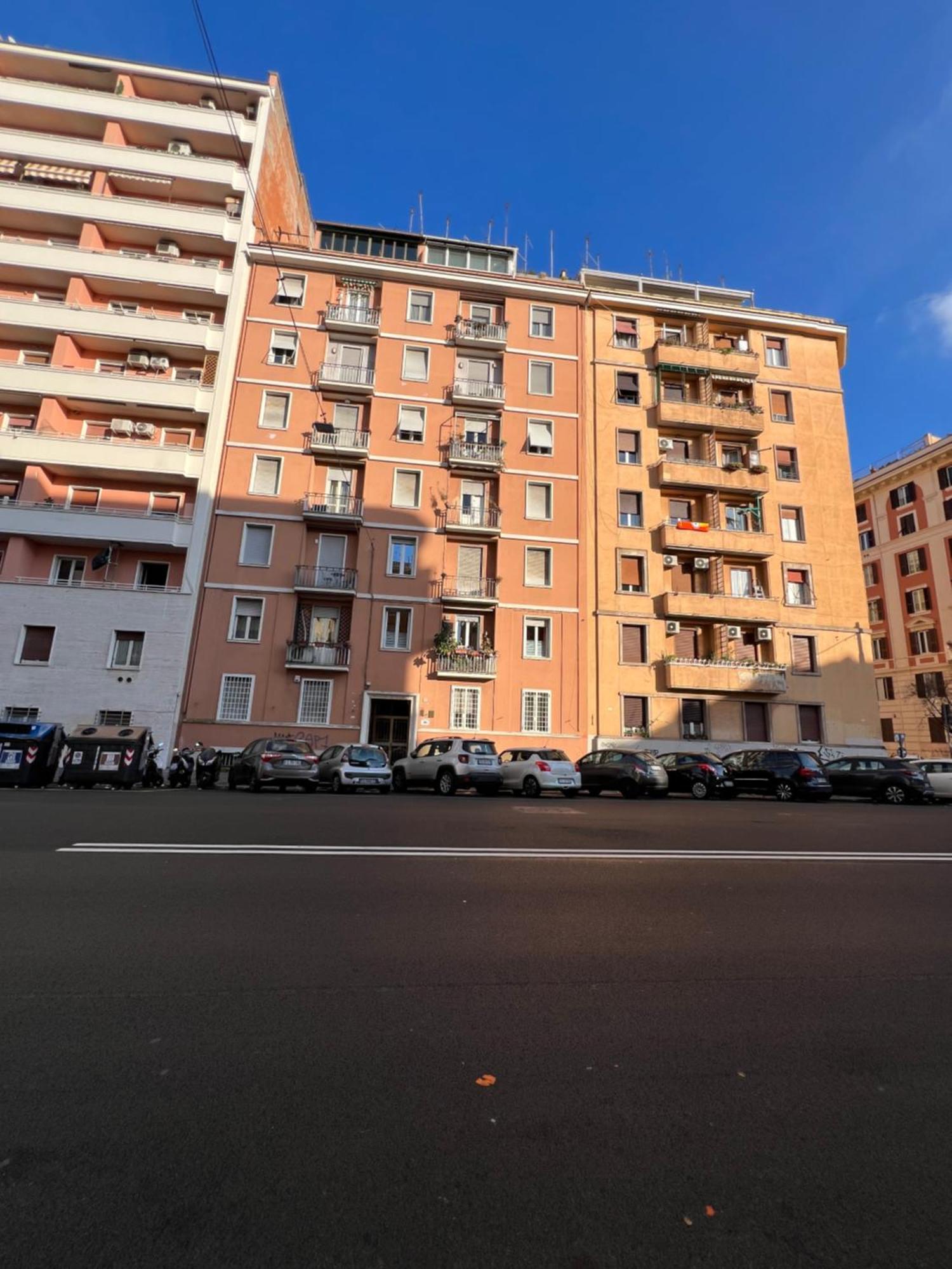 Vittoria's Luxury Roma